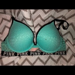 Vs push-up bra